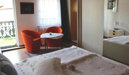 Double Room with Private Bathroom