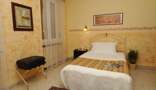 Single Room
