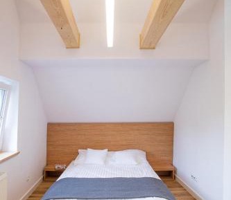 Standard Double Room with Shared Bathroom