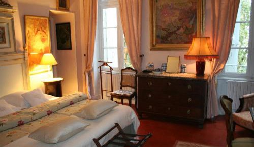 Pink Deluxe Double Room with Garden View