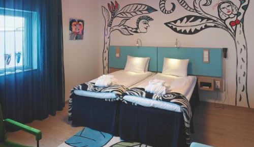 Design Twin Room