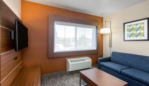 Standard King Room with Sofa Bed