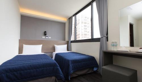 Standard Twin Room