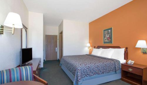 Deluxe Queen Room - Disability Access/Non-Smoking