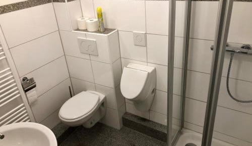 Single Room with Shared Bathroom