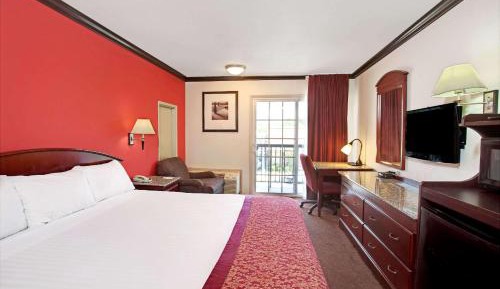 King Room - Non-Smoking