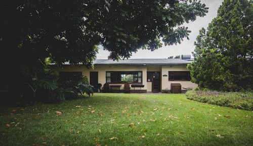 Three-Bedroom Chalet - Nerrily Cottage