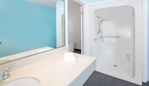 Queen Room with Two Queen Beds - Disability Access/Non-Smoking