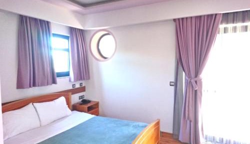 Triple Room with Mountain View