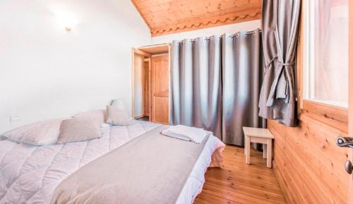Prestige Four-Bedroom Apartment (9 People)