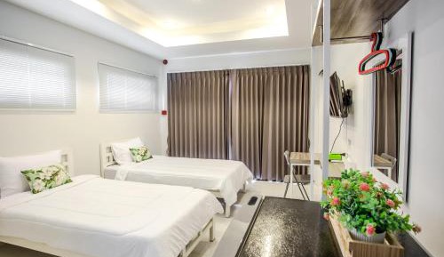 Twin Room with Private Bathroom