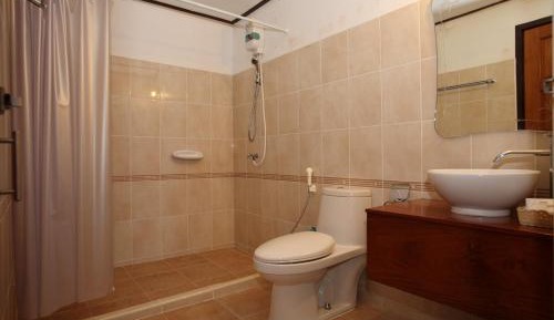 Two-Bedroom Bungalow with Sea View