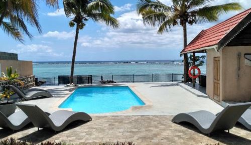 Three-Bedroom Villa - Beach Front