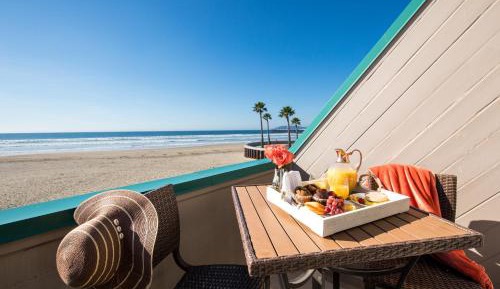 Deluxe King Room with Ocean View