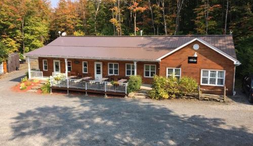 Chalet (4 Adults)