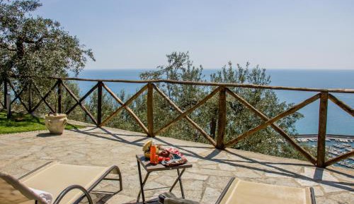 King Suite with Spa Bath