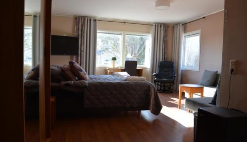 Basic Triple Room