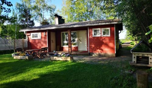 One-Bedroom Cottage with Sauna
