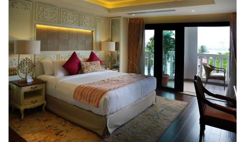 Ocean blue Suite with Private terrace with 20% discount on Spa