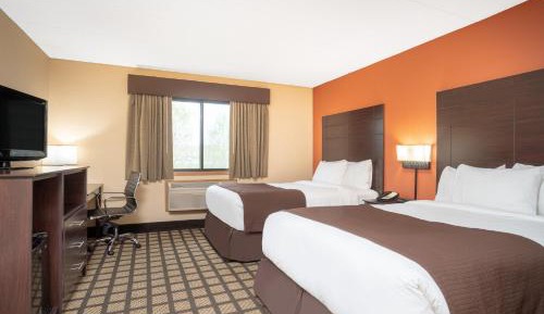 Queen Room with Two Queen Beds - Non-Smoking