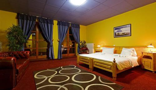 Double Room with Spa Bath