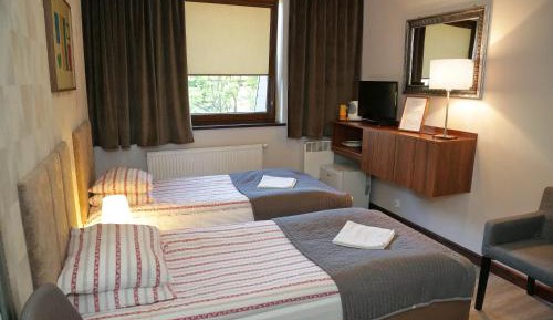 Twin Room with Bath