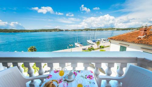 Studio with Sea View