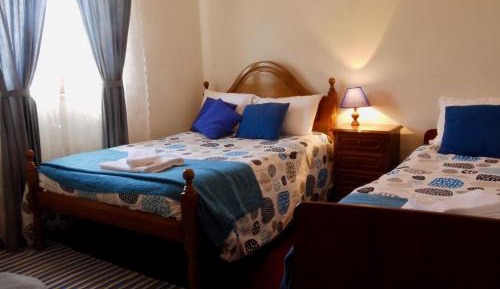 Triple Room with Private Bathroom