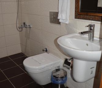 Double Room with Extra Bed (3 Adults)