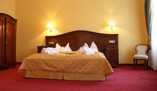 Two Room Apartment (4 adults)