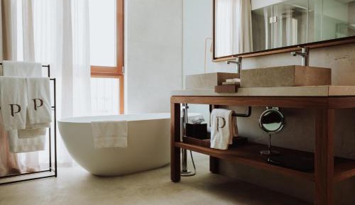 Junior Suite with Sea View and Spa Access