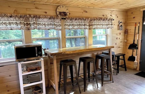 Belgrade Cottage | Cozy Cottage on Ellis Pond-Cabin #2 at Kozy Cove