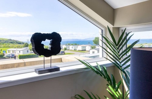 Ayr House | 4 bedroom accommodation in Ayr