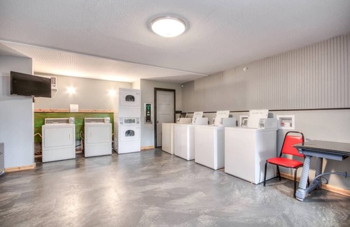 Rapid City House | Suite 309 - Gorgeous 2nd floor Apartment