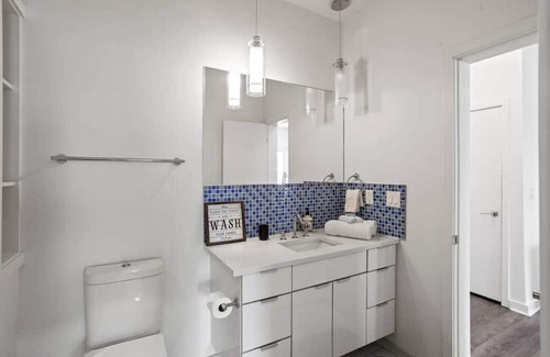 Downtown Kansas City Apartment | ★ Downtown Downtown Downton ★