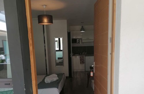 Eguilles Apartment | 🌴Pleasant apartment with swimming pool in Aix-en-Provence (Éguilles)029
