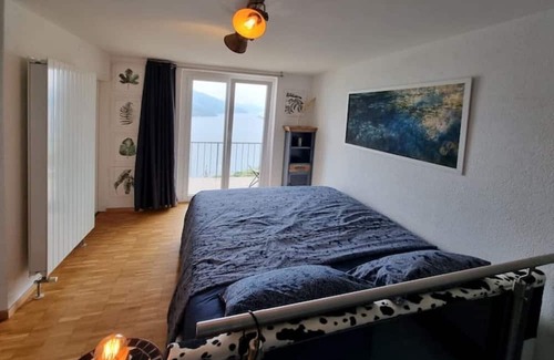 Brissago Apartment | In the middle of the historic old town with a dream view of Lake Maggiore
