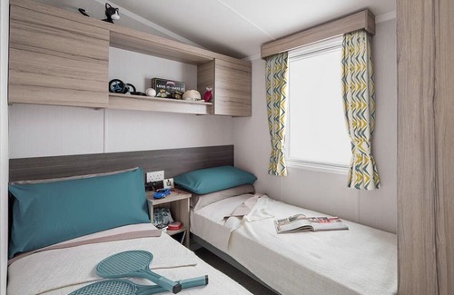 Kilwinning House | 2 bedroom accommodation in Kilwinning,