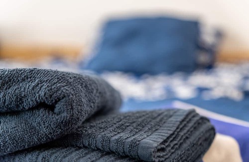 Torrevieja Apartment | Apartment 'Apartament Claro' with Balcony, Wi-Fi and Air Conditioning