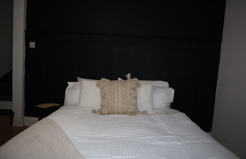 Vassall Apartment | Spacious studio- heart of London, minutes from O2 Academy Brixton