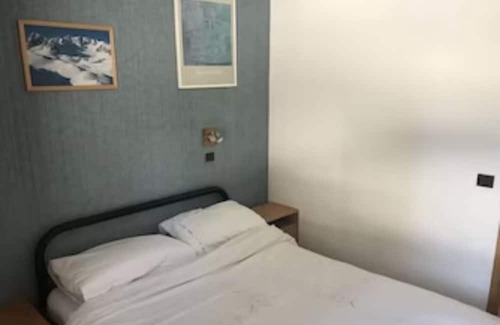 Courchevel Apartment | 2 bed Apt in Courchevel 1650, Doorstep skiing - Courchevel, Meribel, Val Thorens