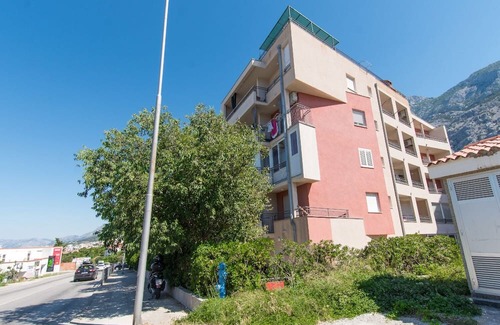 Dugis Apartment | Duki - sea View - A1