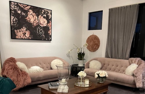 Port Melbourne Apartment | Beach views on beach street