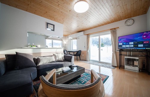 Kamifurano House | THE SANFURANO / Sorachi-gun Hokkaidō