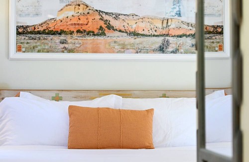 Downtown Santa Fe Bed & Breakfast | Dos Hermanas Casita 2 | Cozy Downtown | 1BR/1BA