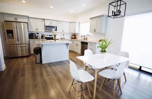 Eagle Mountain House | Smart Home With Garage Parking
