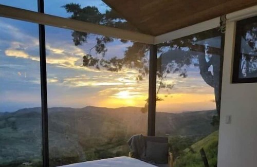 Monteverde Cabin | Glass Cabin in the Forest+270° view+ Hot Tub +Deck