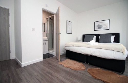 Splott Apartment | Contemporary & Chic Studio No6 -CoHost Collections