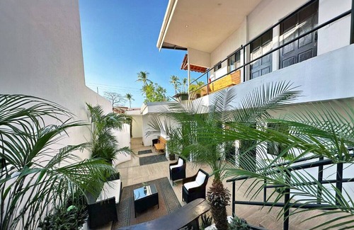 Tamarindo House | Twin Room #3 for 2 people