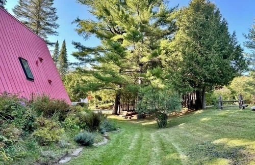 Orford Ski Chalet | Le Découverte Mont Orford SEPAQ